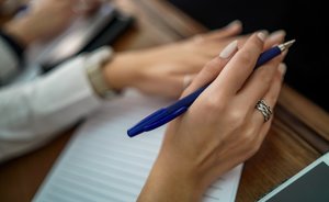 Опрос предпринимателей: как вы относитесь к орфографическим ошибкам в резюме?