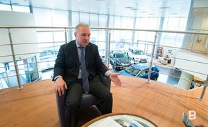 Вячеслав Зубарев пригрозил увольнениями и банкротством из-за прямых продаж авто производителями