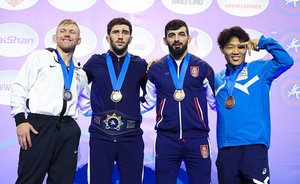 Россия уверенно доминирует в борьбе