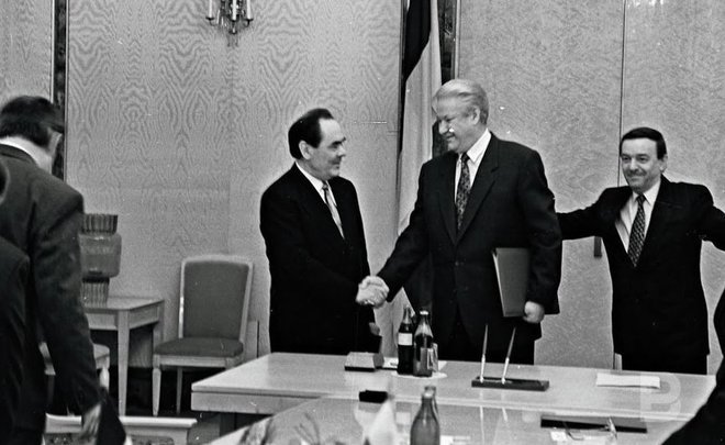 Фотомарафон «100-летие ТАССР»: подписание договора о суверенитете Татарстана, 1990 год