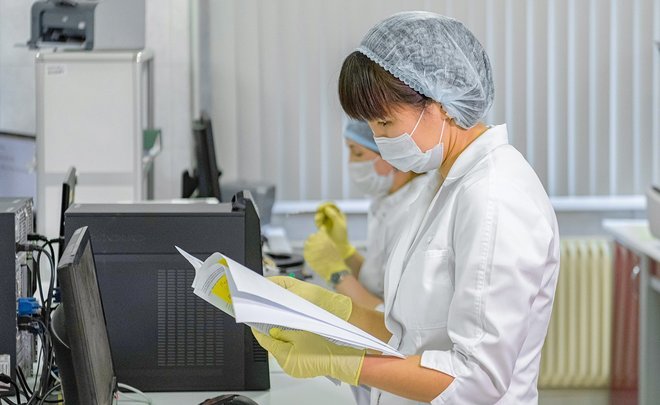 Статистическая погрешность? Федеральные и региональные данные о жертвах COVID-19 отличаются в два раза
