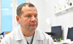больно в попу Butthurt знак. Жопа в огне символ. Батт Больно значок. - векторная графика