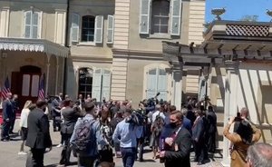 Видео недели: давка журналистов, ссора Бузовой с Губерниевым, Роналду за здоровое питание