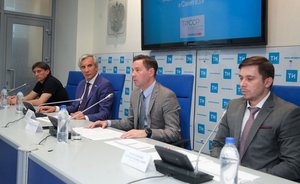 «Может, будет и синхронное плавание... Если Леонов даст нам девчонок красивых»