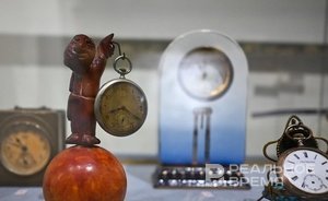 День в истории: разрешили торговать валютой, распродали антиквариат