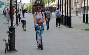 «По компетентным зарубежным оценкам, Россия проходит этот кризис лучше многих стран»