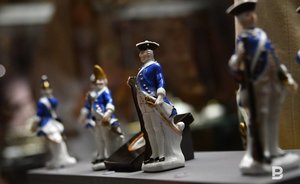 День в истории: НАТО против Югославии, офицеры против императора