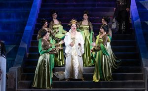 Три карты Германа сменились тремя загадками Турандот