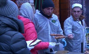 С чем шашлык вкуснее? Как казанские журналисты соусы дегустировали