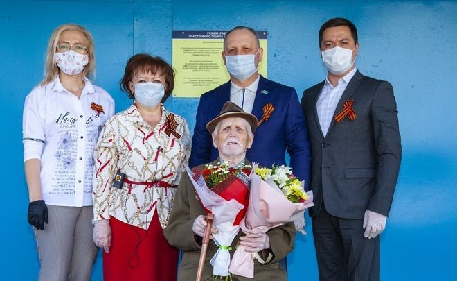 В год памяти и славы: ТАИФ-НК сделал капитальный ремонт в квартире подшефного ветерана