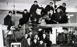 Фотомарафон «100-летие ТАССР»: студенческое конструкторское бюро КАИ во главе с М.П. Симоновым, 1956 год