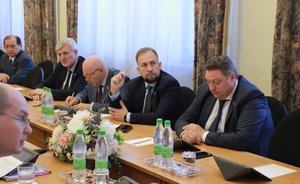 «Чтобы обслуживать кредит ФРП, пришлось нанять еще одного бухгалтера — бумаг куча»