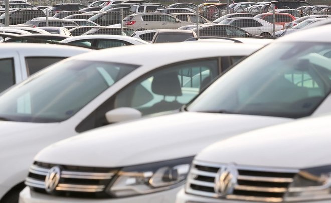 Дефицит микрочипов серьезно ударил по мировому автопрому: чего ожидать дальше?