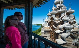 «Царство славного Салтана», многострадальный монастырь и озера-моря