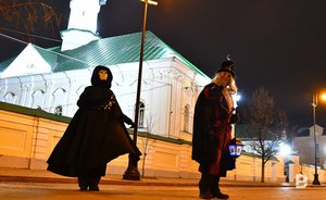 Что связывает Ива Сен-Лорана с сапожником Каримом из Казани?