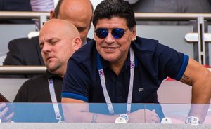 События недели: корпоративы на Новый год, 31 декабря оставили рабочим днем, смерть Марадоны