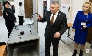 ЕГЭ по-взрослому: как Рафис Бурганов и другие ВИПы сдавали экзамен по русскому языку