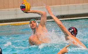 «КОС-Синтез» продолжает лидировать в чемпионате страны