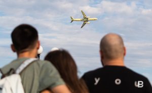 «Я выбираю небо — 2019»: эстафета флага WorldSkills, лучшие парашютисты и мертвые петли группы «Русь»