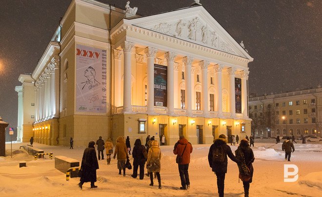 Шаляпинский — 2018: премьера «Набукко», солист Метрополитен-опера и сам Дональд Самм
