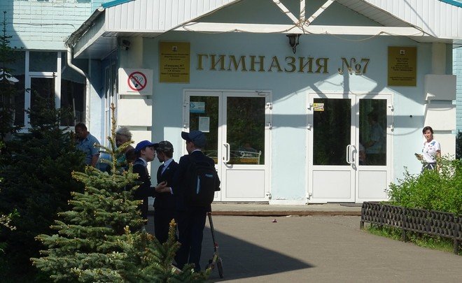«Хотел, чтобы его застрелили»: к визиту Путина «любимец учителей» поставил гимназию на уши