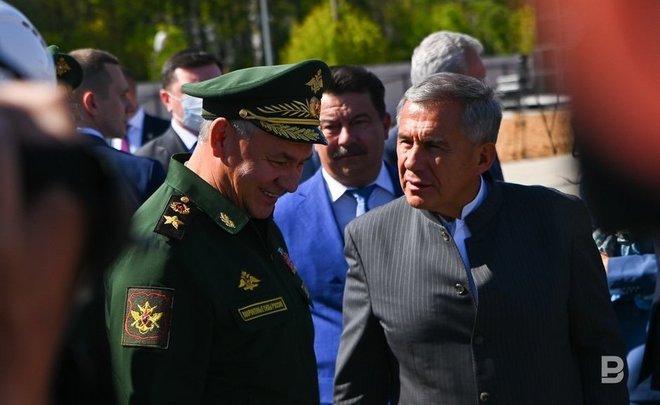 События недели: буйство лесных пожаров, визит Шойгу в Казань и уход Зарипова на «пенсию»
