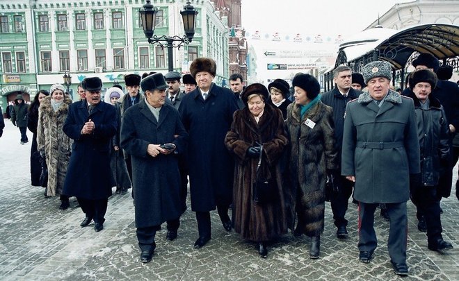 День в истории: последний визит Ельцина в Казань, первый «сухой закон» в СССР и первый матч НХЛ