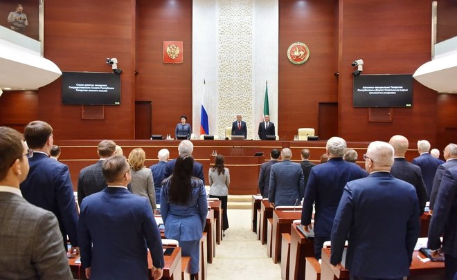 В Госсовете Татарстана озаботились пенсиями работающих пенсионеров и экспансией платных муниципальных парковок