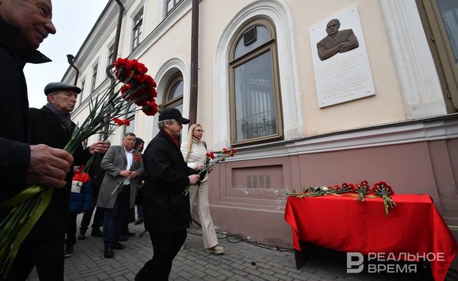 «Эпоха в жизни нашего государства»: в Казани увековечили память Станислава Говорухина