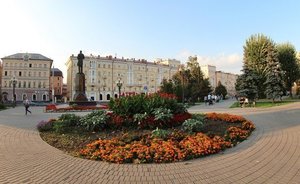 Гид по улице Пушкина: мясники и композиторы