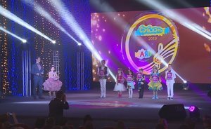 «Шаян-ТВ» открывает таланты: гала-концерт фестиваля «Сэйлэн» в театре «Экият»