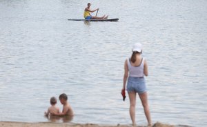 Видеоопрос: «Как вы спасаетесь от аномальной жары?»