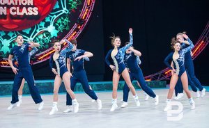 «Мы любим буги-вуги!» Как в Казани соревнуются 2 тысячи танцоров-акробатов