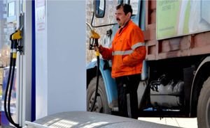 «Сегодня, чтобы выйти с плюсом, цены на бензин нужно не на рубль, а на пять повысить»