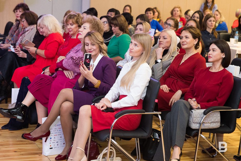Как "Уйти в IT": в Казани открылся V форум деловых женщин - 