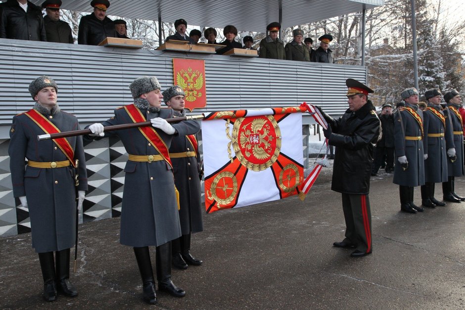 Вручение Боевого знамени Казанскому высшему военному командному училищу, 21 февраля 2014 г.