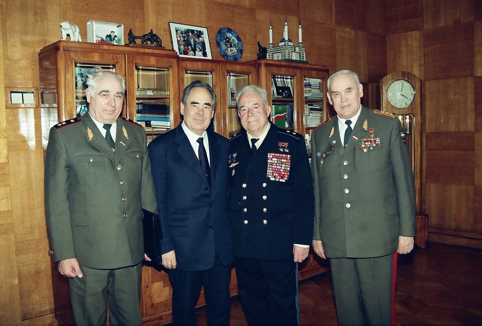 1999 год, с героями Советского Союза