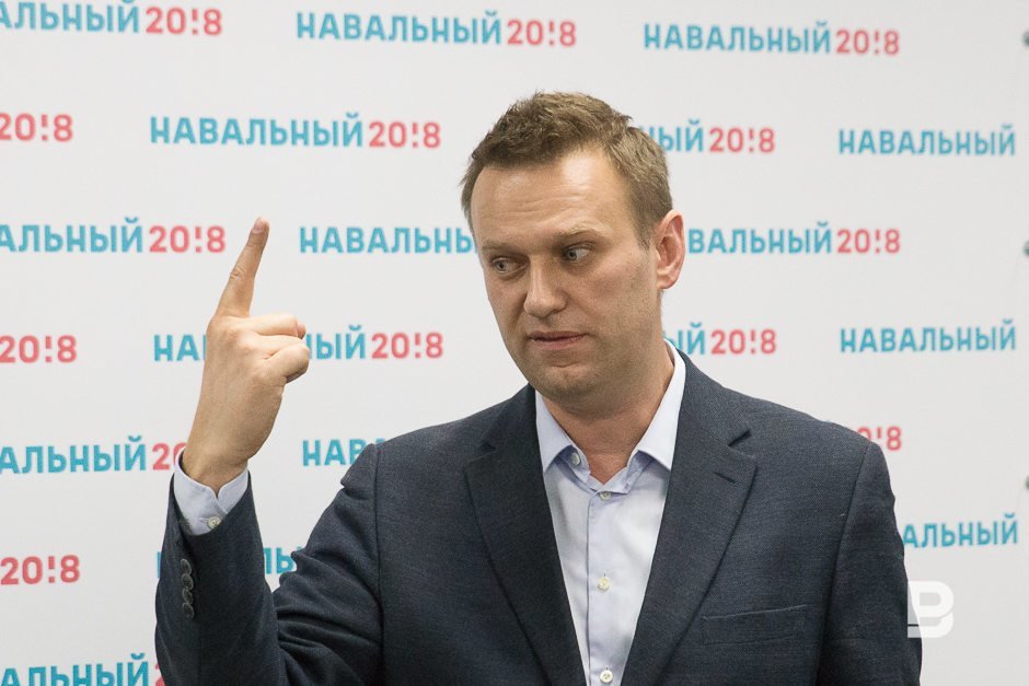 Алексей Навальный на открытии своего избирательного штаба в Казани, 5 марта