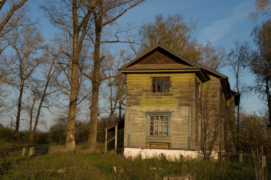 Старая Чекалда. Здание бывшей церкви
