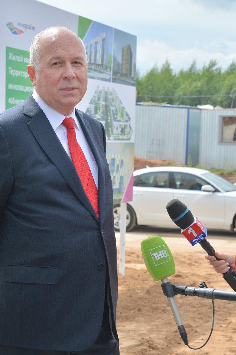 Гендиректор корпорации «Ростех» Сергей Чемезов в Иннополисе, 27 июня 2014 г.