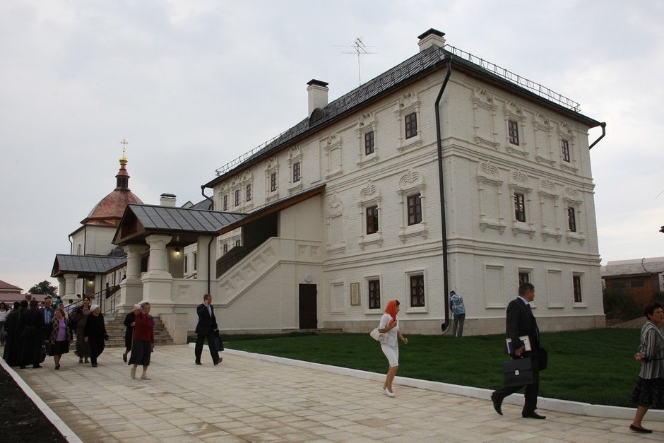 Открытие восстановленных корпусов Свияжского Богородице-Успенского мужского монастыря, 3 сентября 2011 г.