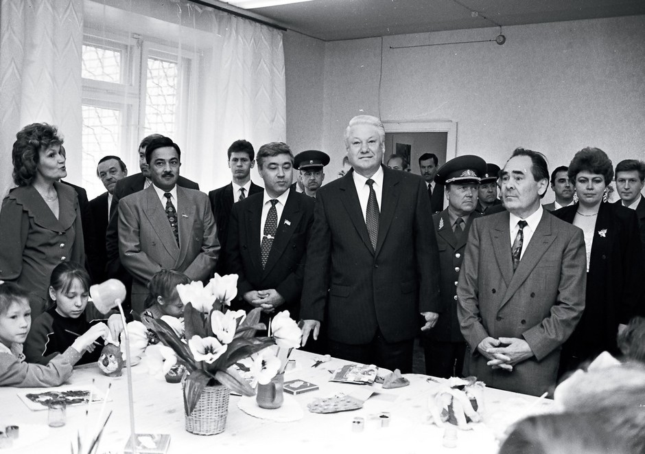 Во время первого визита Бориса Ельцина в статусе президента России в Татарстан. Лето 1994 года