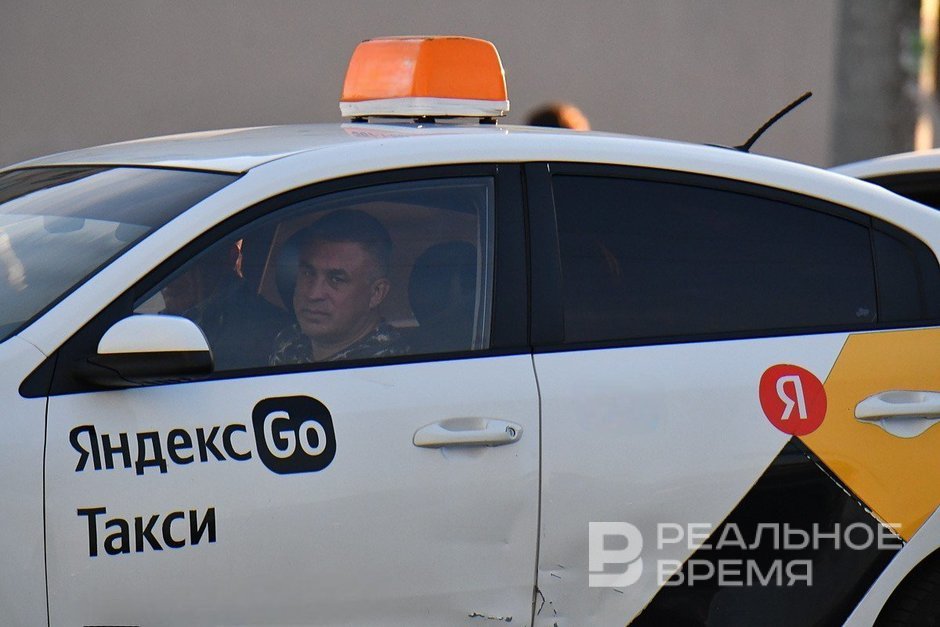 Минтранс РТ рассмотрит жалобу татарстанца на повышение цен в такси в новогодние праздники