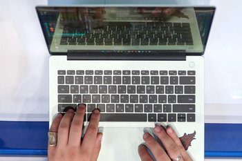 Россияне в 2026 году будут переплачивать за ноутбуки 1,5 тысячи рублей по технологическому сбору