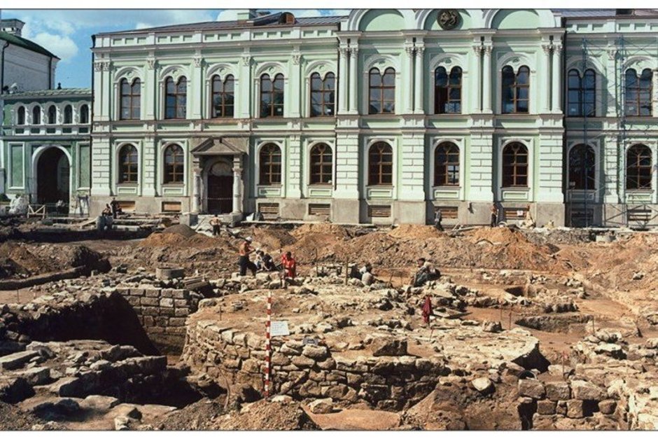 Из чего состоял арсенал Казанского гарнизона времен Ивана Грозного