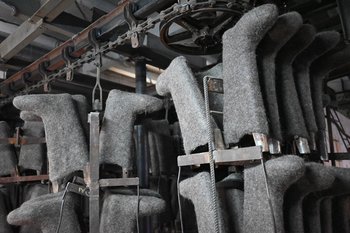 «Честный знак» опроверг повышение стоимости «Кукморских валенок» из-за маркировки