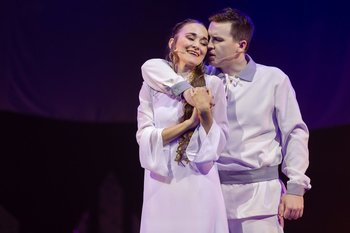 «Тахир и Зухра»: вынужденный эконом-класс