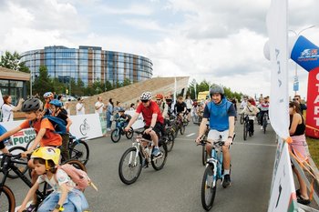 Лев Гонов стал чемпионом России по велоспорту на шоссе в групповой гонке