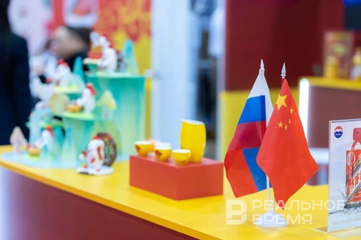 Решетников: в России идет работа над ответной мерой по безвизовому режиму для Китая