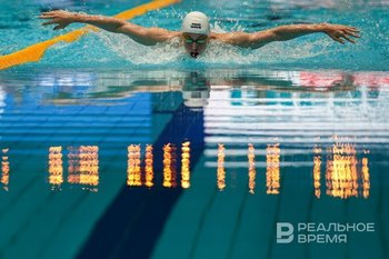 Российские и белорусские пловцы смогут выступать с флагом и гимном